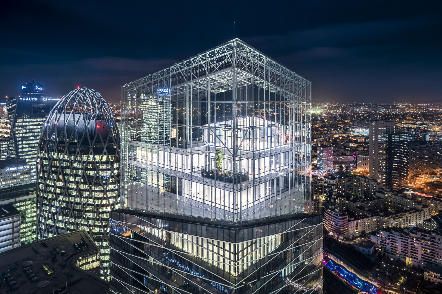 la tour saint gobain adresse